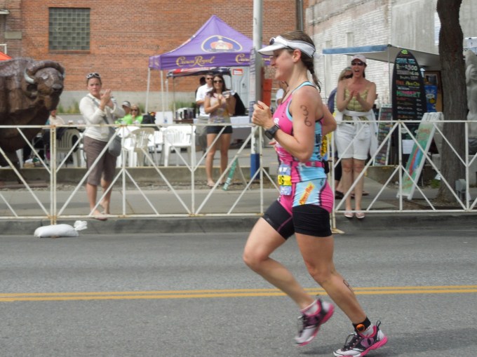 Jenna got to fan out on some of the professional women that were racing, Cait Snow above is a new fav after witnessing her incredible run speed and I know she was stoked to see Bree Wee out there, another one of her fav's.